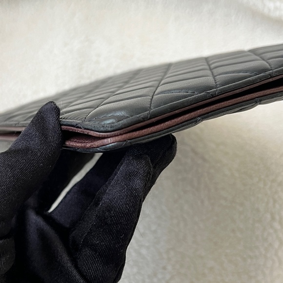 Auth Chanel Quilted CC Logo Black GM Agenda - Lambskin w/ Gold hdw - Picture 10 of 14